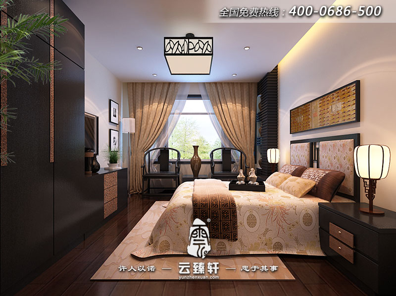 小戶(hù)型的臥室裝修的很有古典韻味,中式氣息濃厚